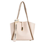 Textured mother-child class commuter tote bag