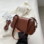Single Shoulder Armpit Small Square Bag - Image 5