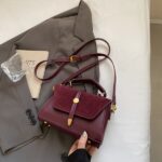 Frosted Shoulder Bag Foreign Style - Image 4
