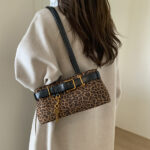 High-quality accessible luxury niche shoulder bag - Image 3
