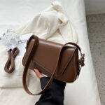 Single Shoulder Armpit Small Square Bag - Image 4